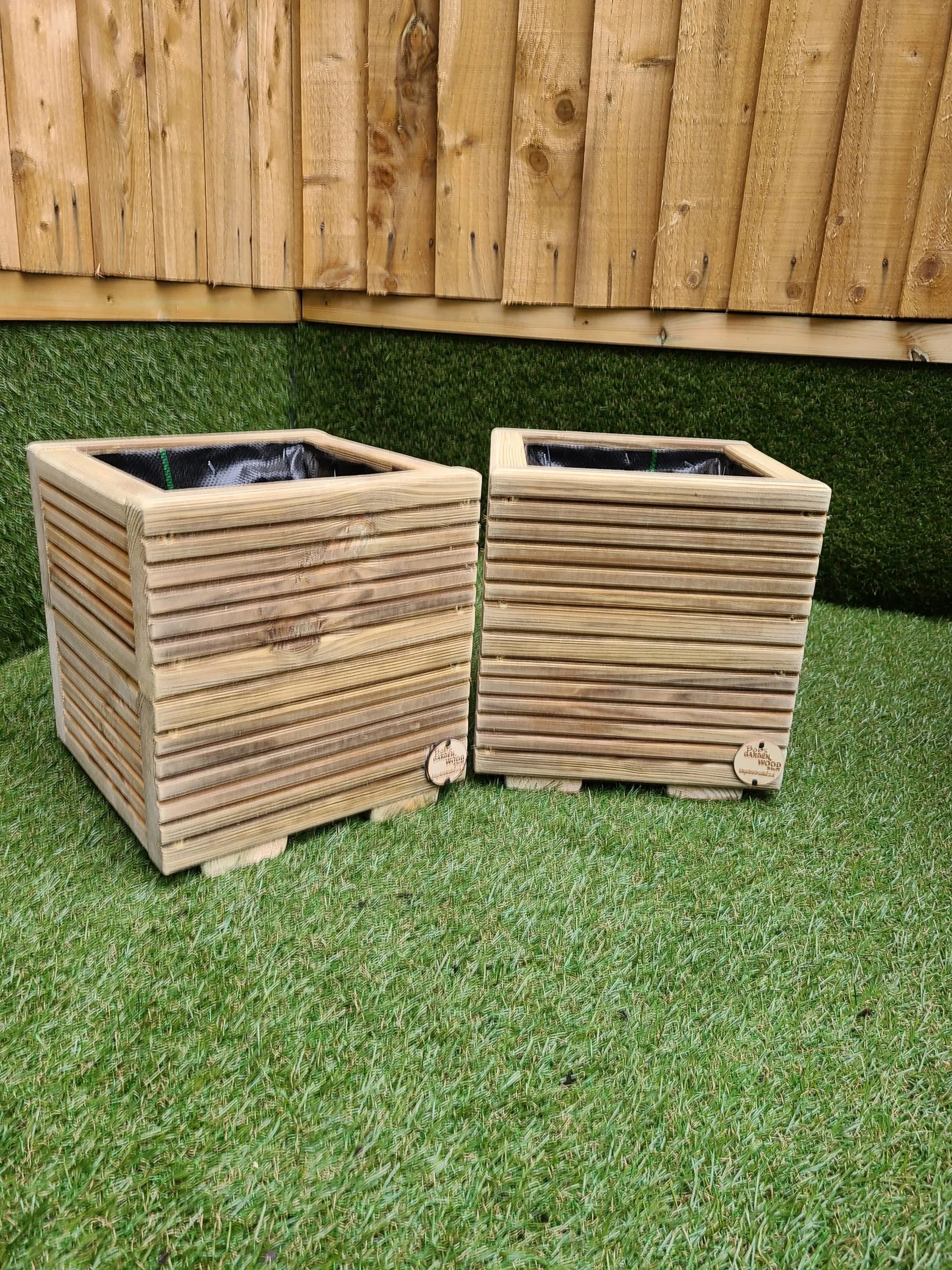 Pair of Decking Style Planters – 25cm x 25cm x 25cm