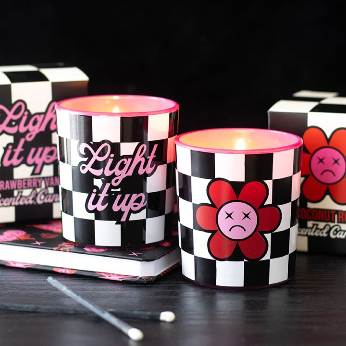 Sad Flower Checkerboard Candle with Coconut Rose Scent – 35hr Burn Mood Gift