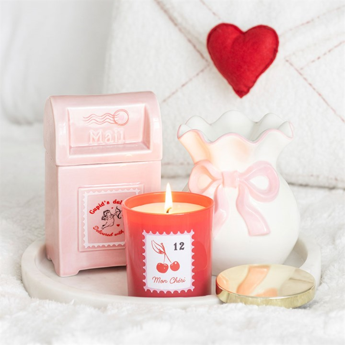 Mon Chéri Cherry Blossom Scented Candle in Red Glass Jar – Romantic Gift