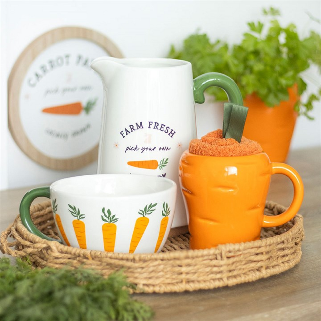 Carrot Shaped Mug & Fluffy Socks Gift Set – Fun Gardener Present