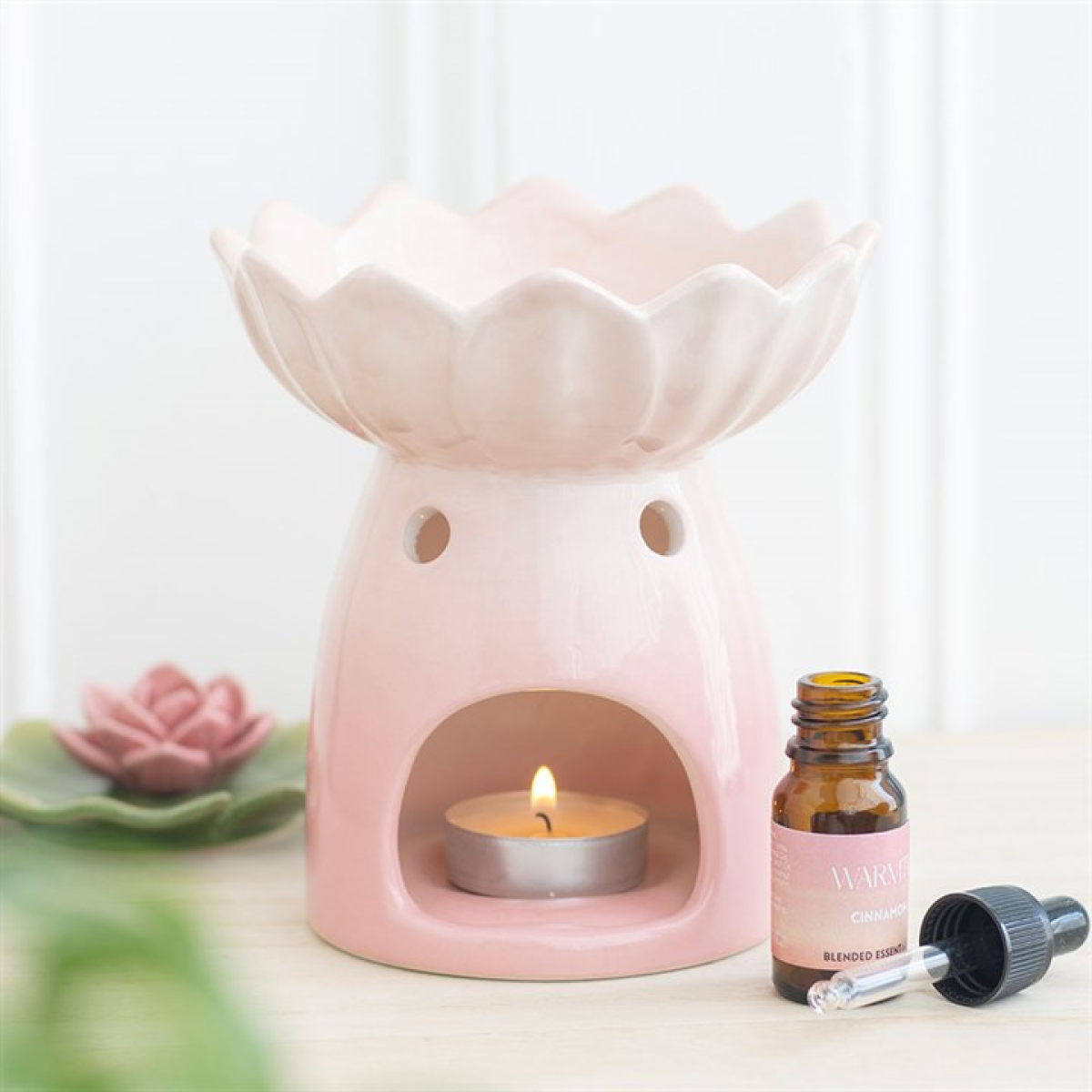 Pink Water Lily Oil Burner & Wax Warmer – Ceramic Floral Home Fragrance Decor